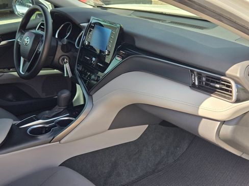 Used 2023 Toyota Camry LE FWD image 29
