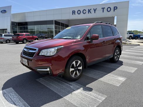 Used 2017 Subaru Forester 2.5i Limited w/ Popular Package #1 AWD/4WD image 1