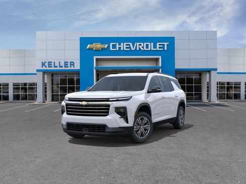 New 2026 Chevrolet Traverse LT image 8