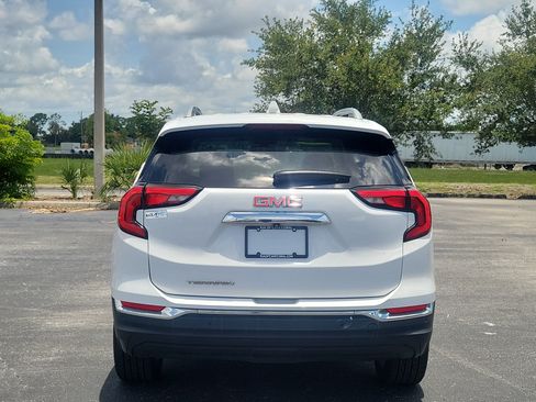 Used 2019 GMC Terrain SLT w/ Preferred Package FWD image 5