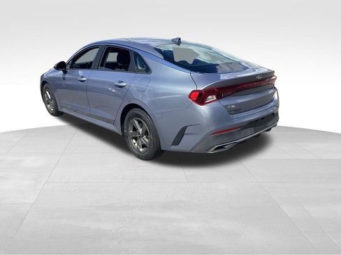 Used 2021 Kia K5 LX FWD image 4