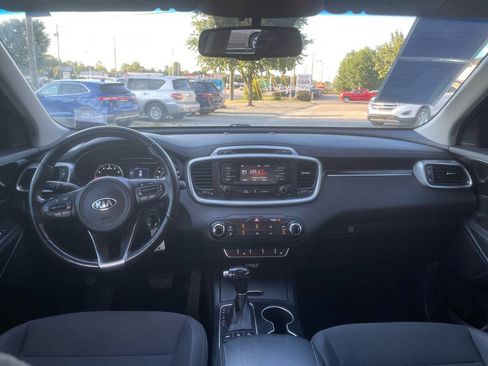 Used 2016 Kia Sorento AWD w/ LX Convenience Package image 23