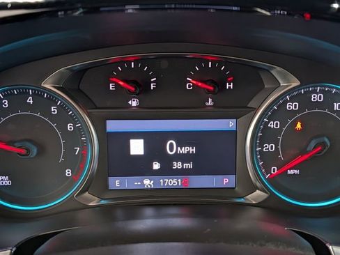 Used 2023 Chevrolet Traverse LT w/ LT Premium Package image 21