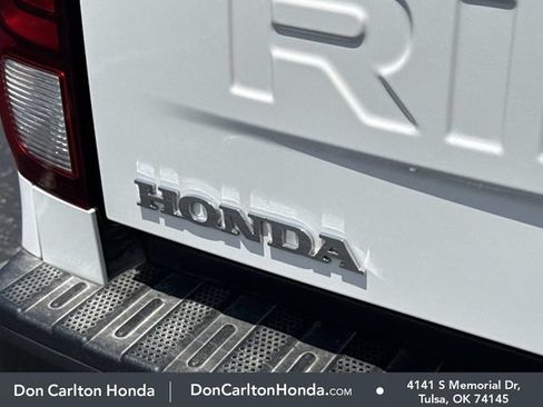 Used 2025 Honda Ridgeline Black Edition image 6