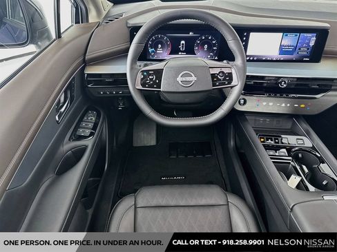 Certified 2025 Nissan Murano Platinum w/ Cargo Package AWD/4WD image 24