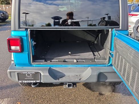 Used 2020 Jeep Wrangler Unlimited Sport S image 16