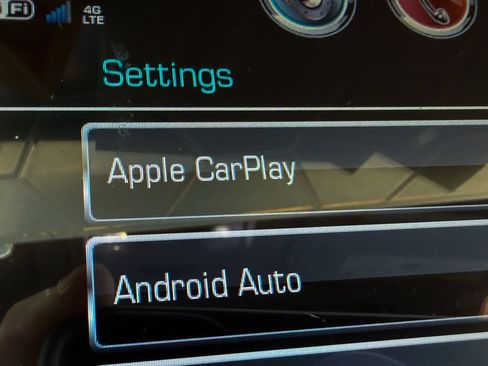 Used 2017 Chevrolet Malibu LT w/ Leather Package FWD image 16