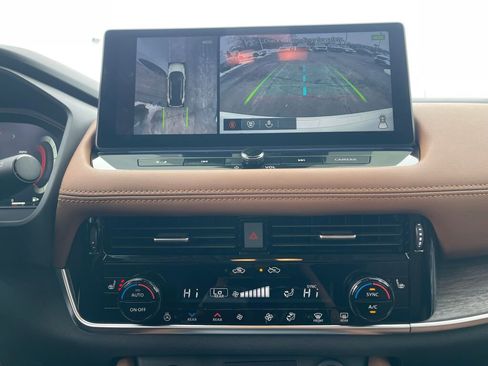 New 2026 Nissan Rogue Platinum w/ Platinum Premium Package image 9