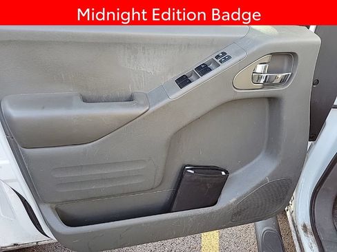 Used 2020 Nissan Frontier SV w/ Midnight Edition Floor Mats AWD/4WD image 8