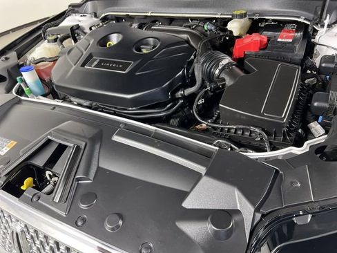 Used 2017 Lincoln MKZ Reserve FWD image 31