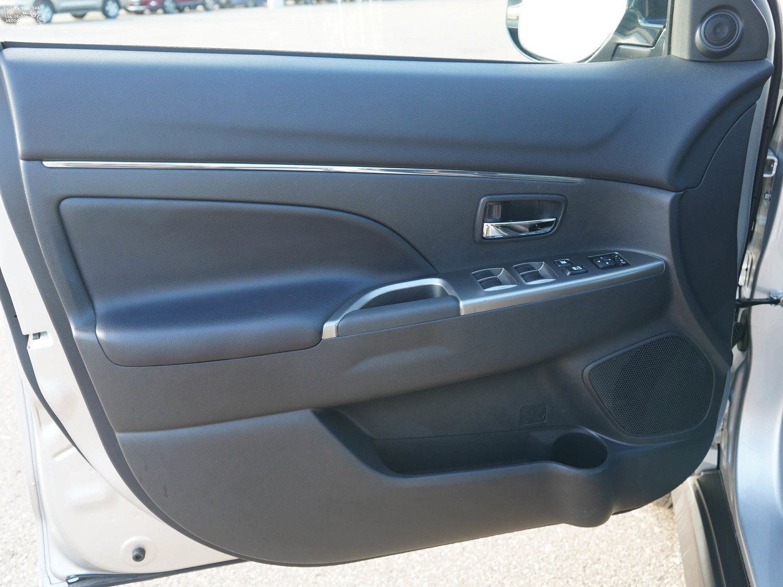 Used 2026 Mitsubishi Outlander Sport SE AWD/4WD image 19