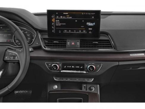 Certified 2023 Audi Q5 2.0T Prestige w/ Prestige Package AWD/4WD image 10