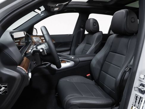 New 2025 Mercedes-Benz GLE 450 4MATIC image 9