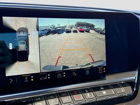 Used 2023 Chevrolet Silverado 1500 High Country w/ High Country Premium Package image 14