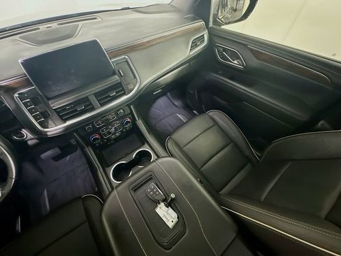 Used 2024 Chevrolet Tahoe Premier image 11