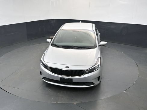 Used 2017 Kia Forte LX FWD image 30