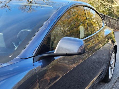 Used 2022 Tesla Model 3 image 16