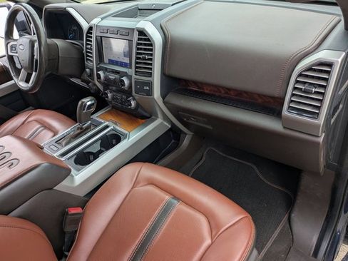 Used 2019 Ford F150 King Ranch w/ Equipment Group 601A Luxury AWD/4WD image 17