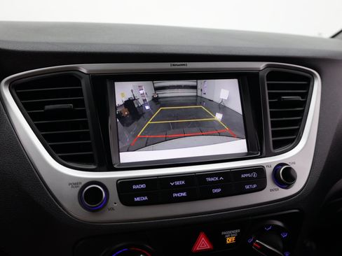 Used 2022 Hyundai Accent SEL FWD image 16