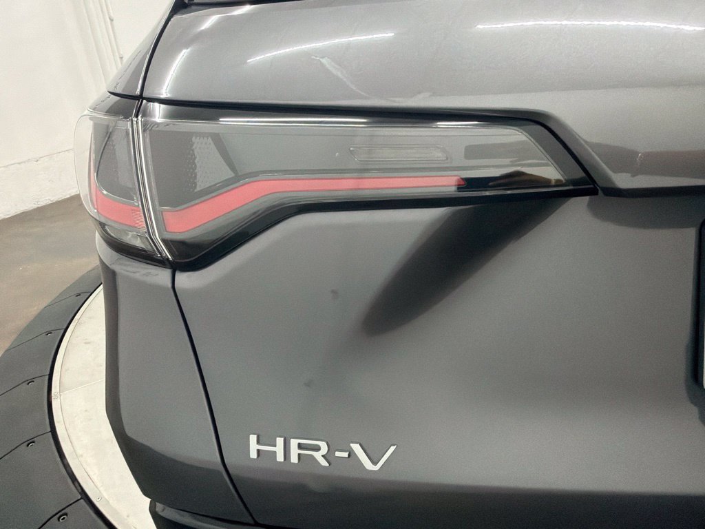 Used 2026 Honda HR-V EX-L image 11