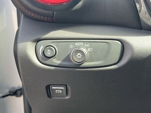 Used 2020 Chevrolet Blazer RS image 6