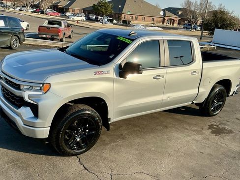 Used 2022 Chevrolet Silverado 1500 RST image 5