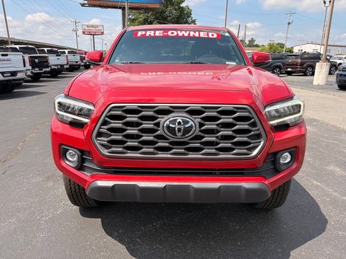 Used 2023 Toyota Tacoma TRD Off-Road AWD/4WD image 2