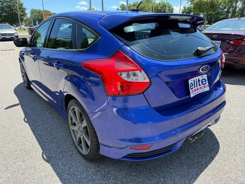 Used 2013 Ford Focus ST FWD image 5
