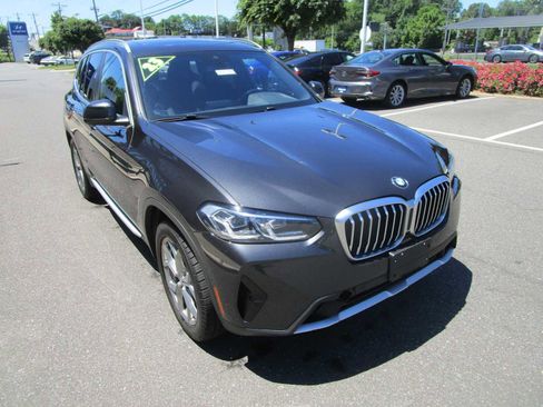 Used 2023 BMW X3 xDrive30i w/ Convenience Package AWD/4WD image 4