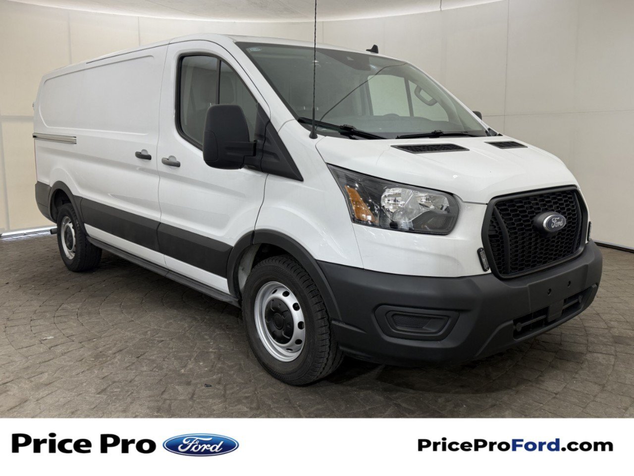 Used 2024 Ford Transit 150 Low Roof RWD image 1