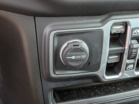 Used 2020 Jeep Wrangler Unlimited Sport S AWD/4WD image 28