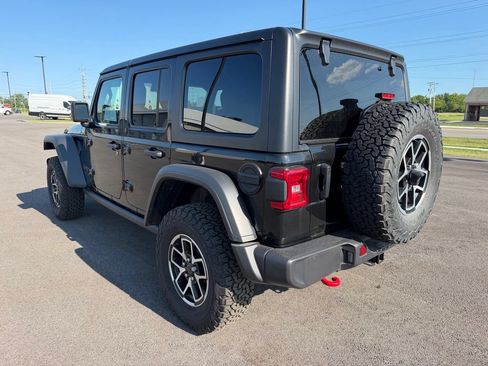 Used 2024 Jeep Wrangler Unlimited Rubicon w/ Technology Group AWD/4WD image 7