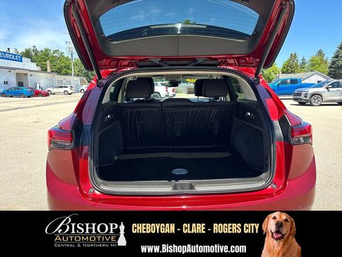 Used 2023 Buick Envision Essence AWD/4WD image 12