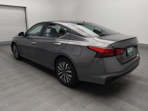 Used 2024 Nissan Altima 2.5 SV image 5