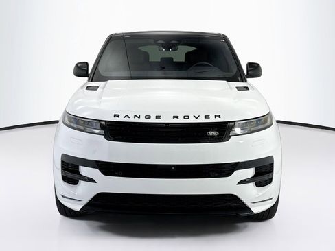 Used 2025 Land Rover Range Rover Sport Dynamic SE AWD/4WD image 2