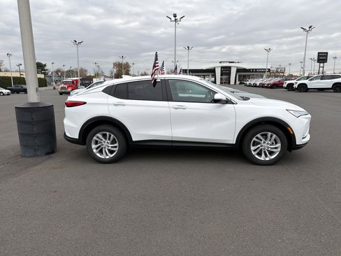 New 2026 Buick Envista Preferred image 5