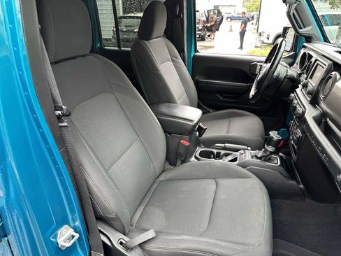 Used 2020 Jeep Wrangler Unlimited Sport S AWD/4WD image 19