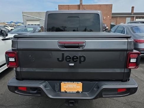 Used 2021 Jeep Gladiator Overland image 4