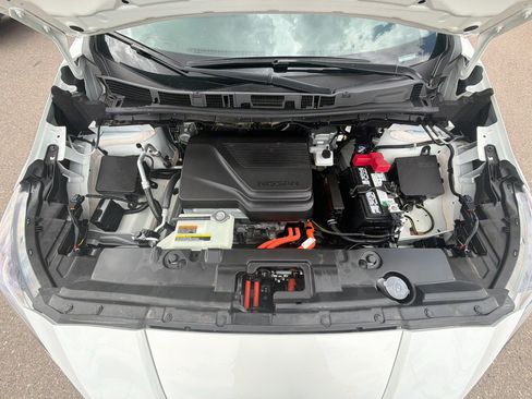 Used 2025 Nissan Leaf S FWD image 32