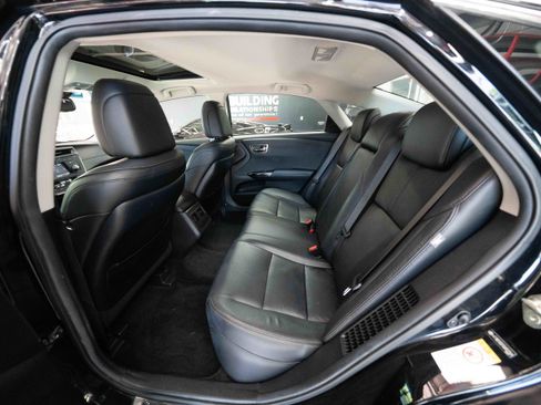 Used 2016 Toyota Avalon XLE Premium w/ Protection Package FWD image 23