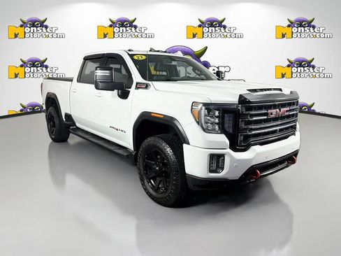 Used 2022 GMC Sierra 2500 AT4 w/ AT4 Preferred Package AWD/4WD image 3