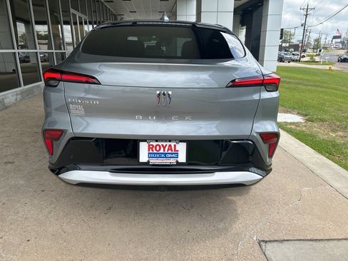 Used 2026 Buick Envista Sport Touring image 6