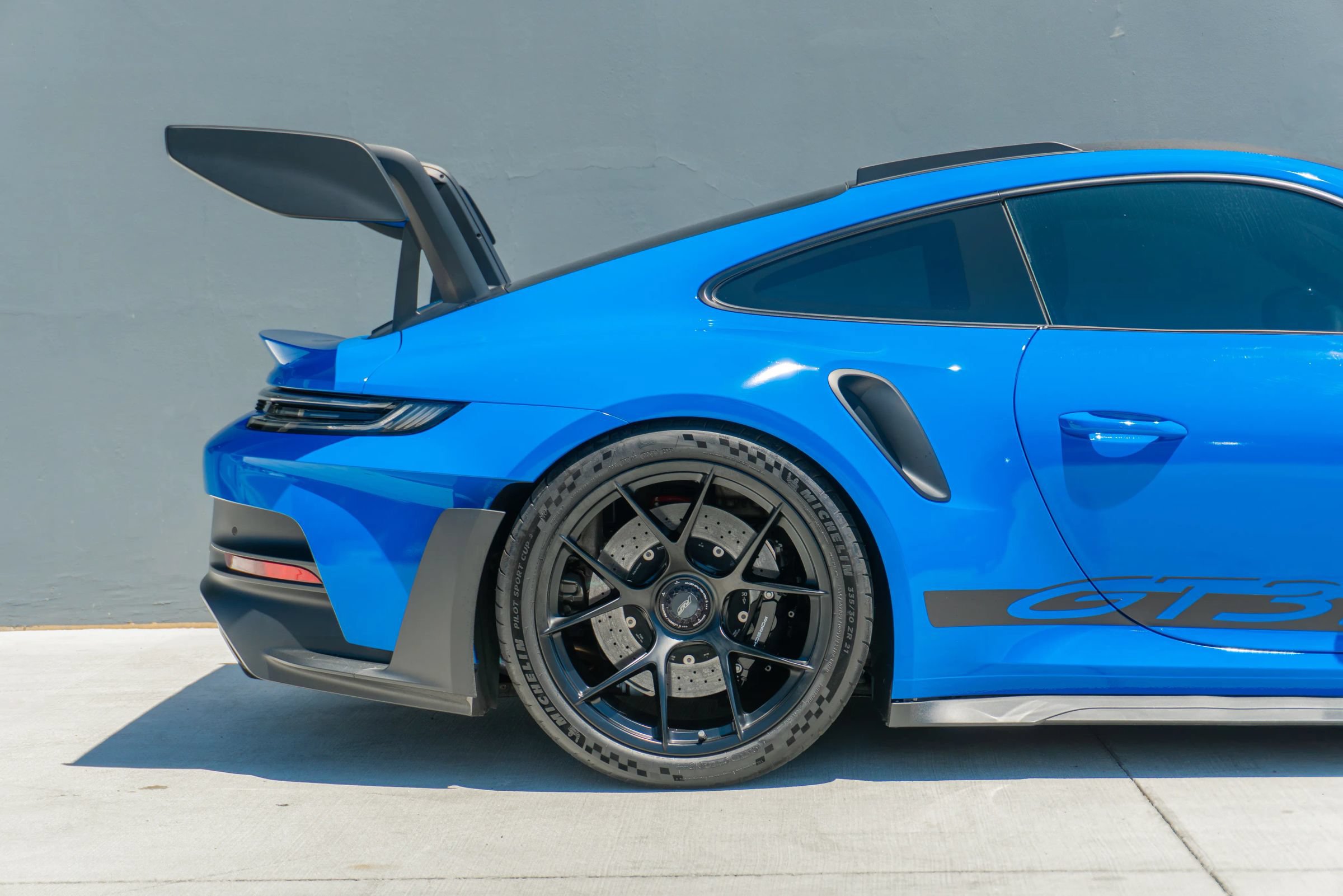 Used 2024 Porsche 911 GT3 RS RWD image 35
