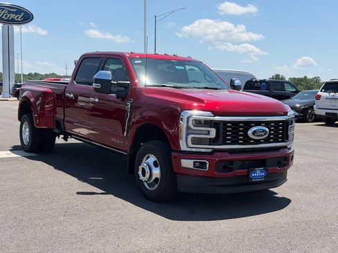 New 2026 Ford F350 Platinum w/ Platinum Plus Package AWD/4WD image 3