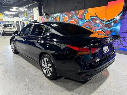 Used 2024 Nissan Altima 2.5 S image 4