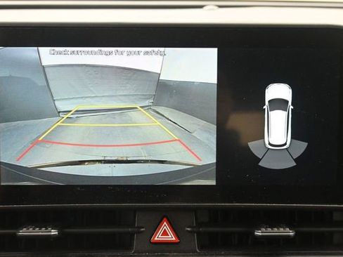 Used 2023 Kia Sportage EX FWD image 18