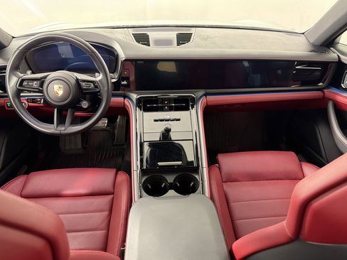 Certified 2024 Porsche Panamera image 19