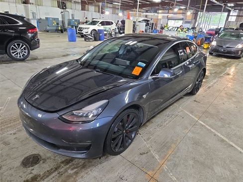 Used 2020 Tesla Model 3 Performance image 3