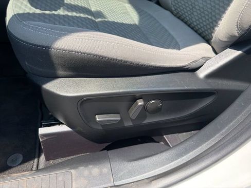 Certified 2020 Ford Escape SE AWD/4WD image 31