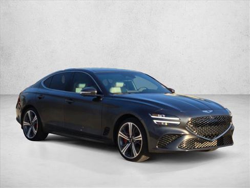 Used 2025 Genesis G70 3.3T Advanced w/ Sport Prestige Package image 3